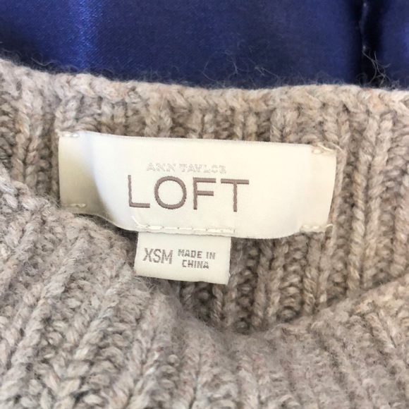 3 Maternity Sweaters - LOFT & Isabel brands - Picture 7 of 7